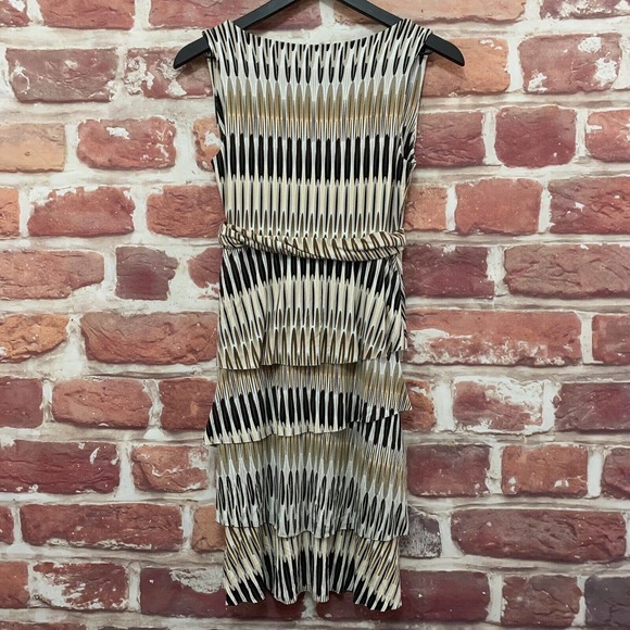 NEW YORK & COMPANY WOMEN'S TAN BROWN MULTICOLOR BOHO ABSTRACT TIERED DRESS - Picture 2 of 8